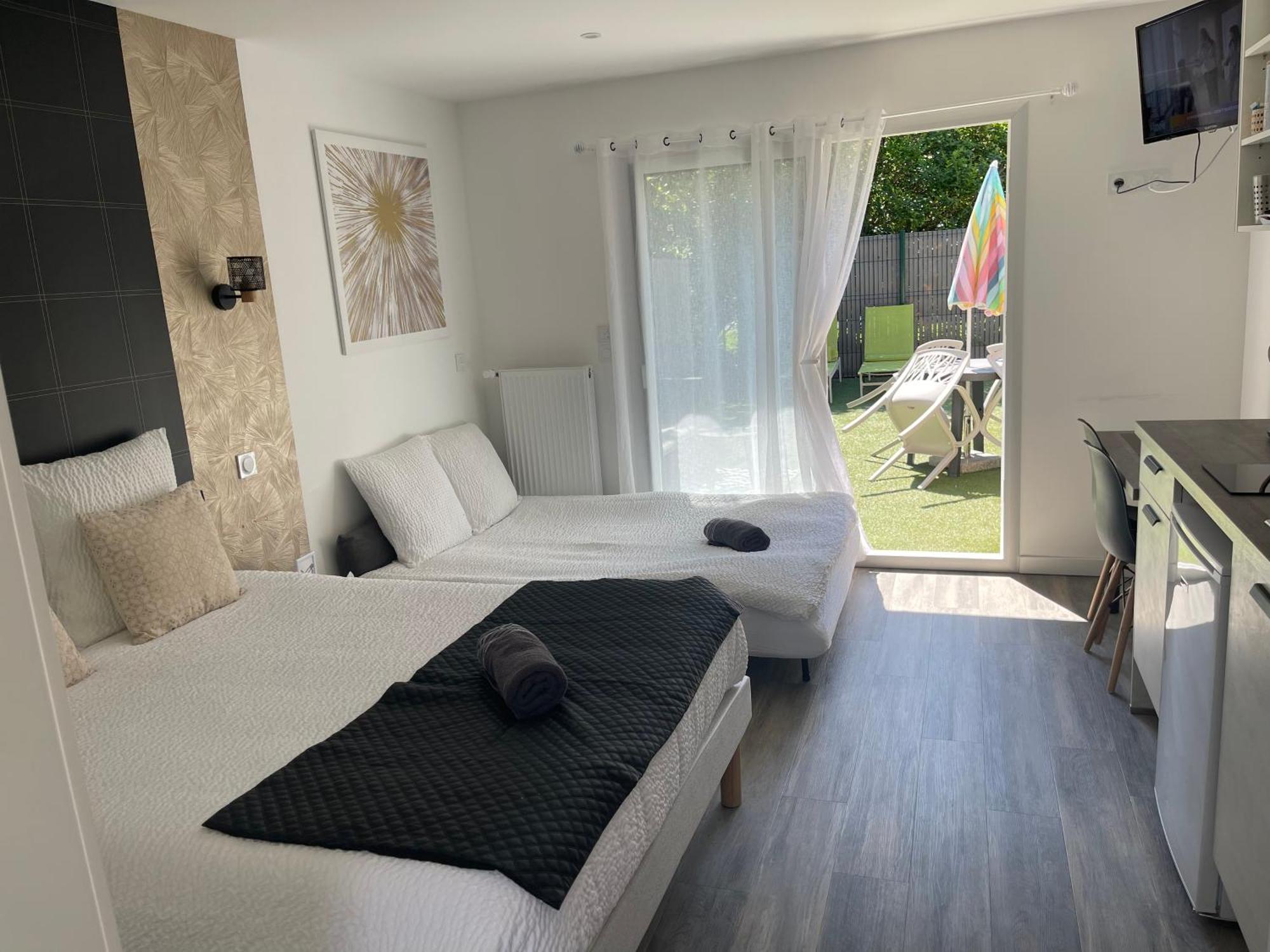 Jardin Prive 2 Bed & Breakfast La Ravoire Luaran gambar